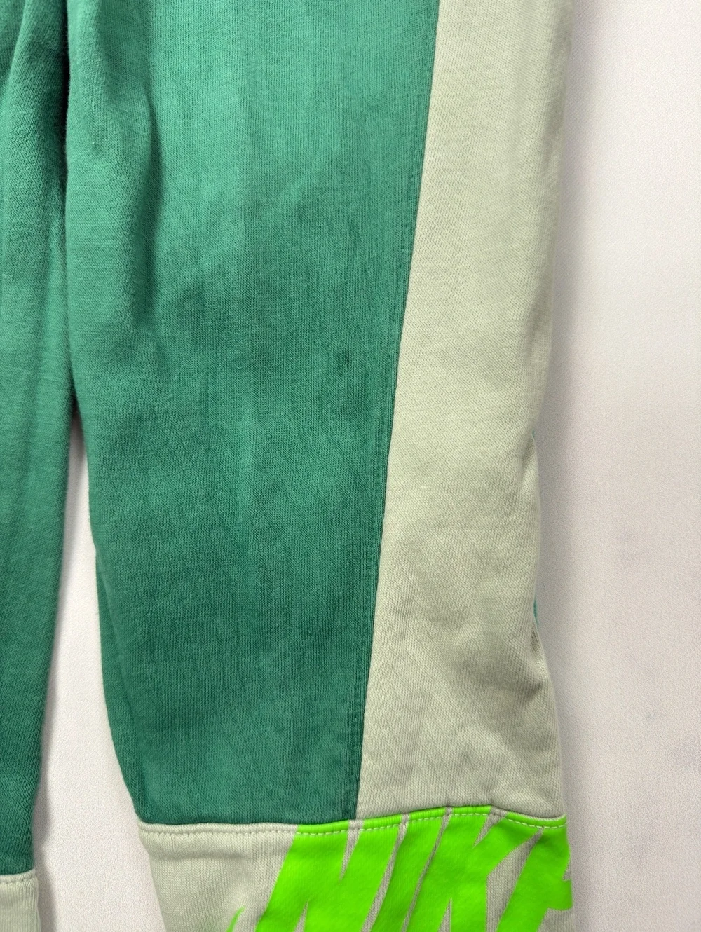 Nike these sweatpants